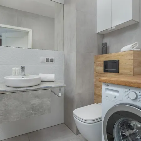 شقة Stylowe & Przytulne Studio Krynicka Z Parkingiem Przymorze By Renters *